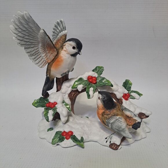 Stratford Masterworks Collection Chickadee Birds Mistle Toe Branch Snow Figurine - Picture 1 of 11
